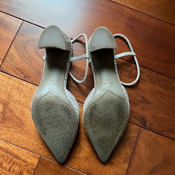 Pointed Toe Block Heel - Picture 3 of 4